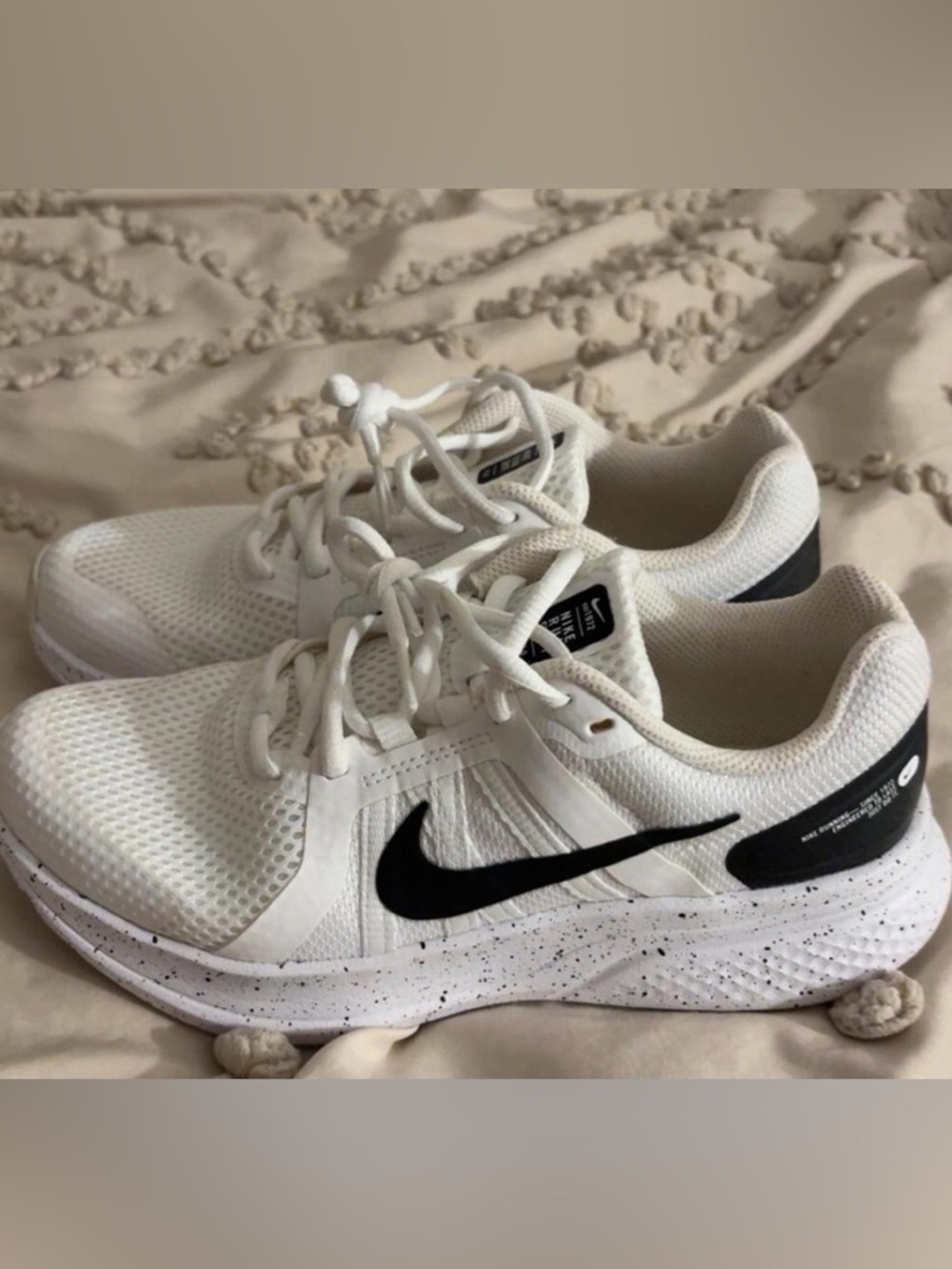 Women’s Nike Size 7